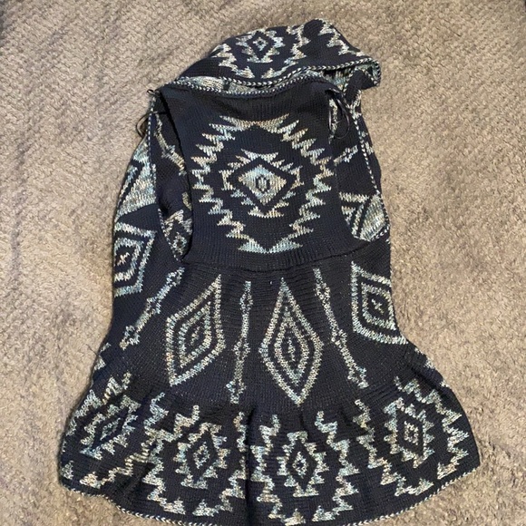 Cardigan - Picture 2 of 2